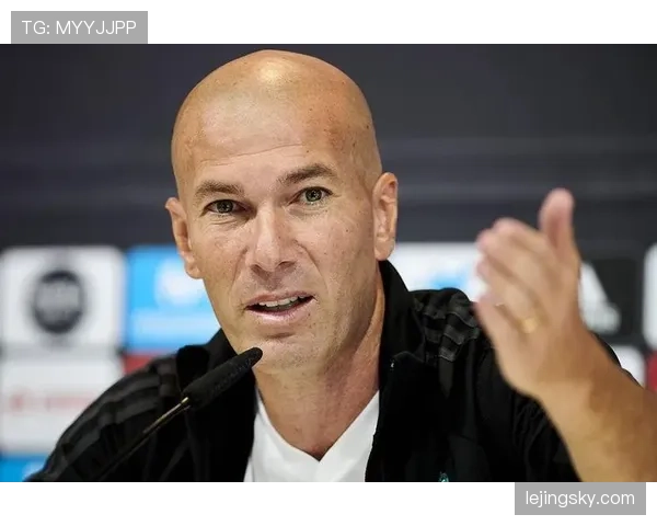 齐达内战术转型：如何从组织核心蜕变为高位压迫的发起枢纽